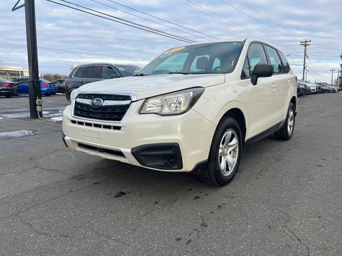 Used 2017 Subaru Forester 2.5i image 1