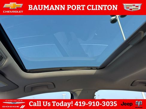 Used 2022 Volkswagen Jetta SE FWD image 21