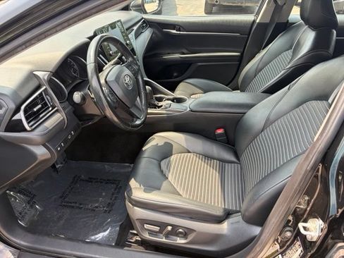 Used 2021 Toyota Camry SE FWD image 14