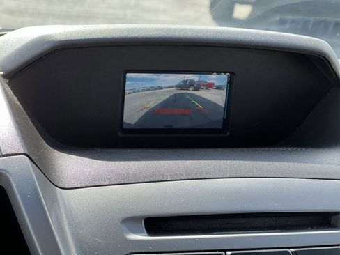 Used 2015 Ford Transit 350 XLT image 17