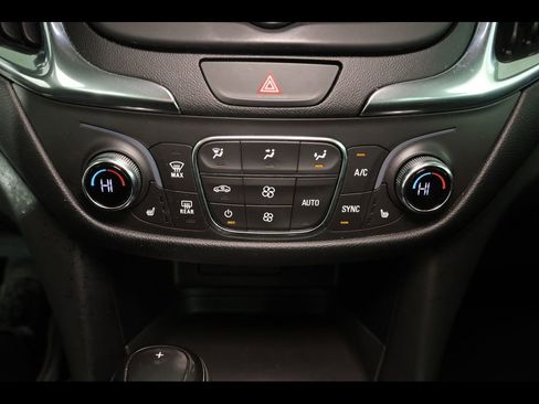 Used 2020 Chevrolet Equinox LT AWD/4WD image 13