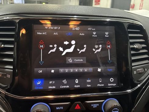 Used 2020 Jeep Grand Cherokee Trailhawk w/ Trailhawk Luxury Group image 27