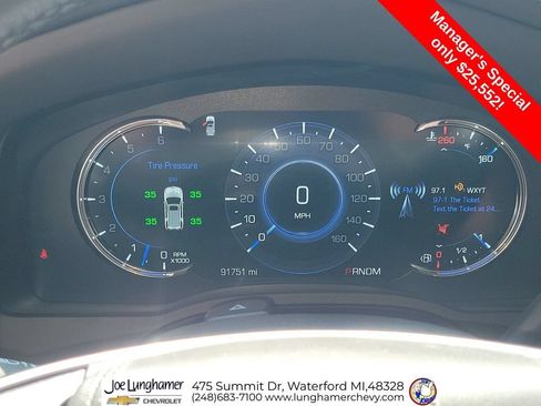 Used 2016 Cadillac Escalade Platinum AWD/4WD image 13