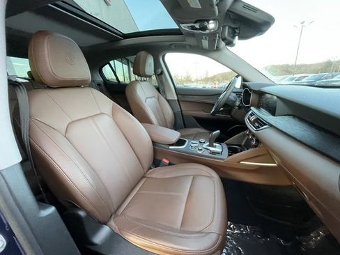 Used 2021 Alfa Romeo Stelvio Sprint w/ Sun & Sound Package image 29
