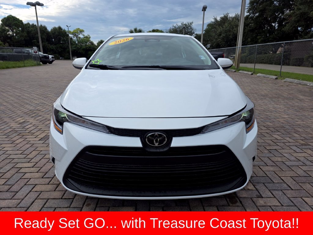 Used 2026 Toyota Corolla LE FWD image 3