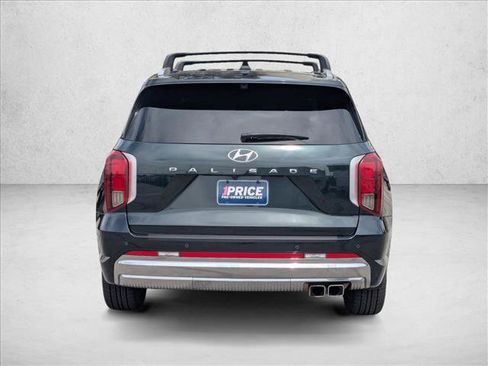 Used 2023 Hyundai Palisade Calligraphy FWD image 7