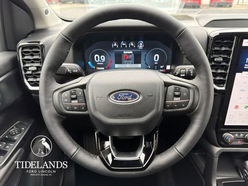 New 2026 Ford Ranger Lariat w/ Black Appearance Package AWD/4WD image 16