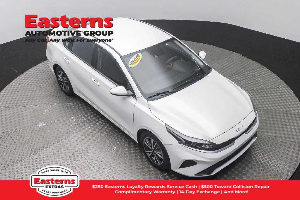Used 2023 Kia Forte LXS FWD image 4
