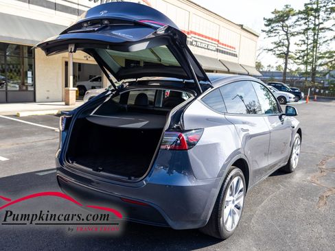 Used 2023 Tesla Model Y Long Range image 35