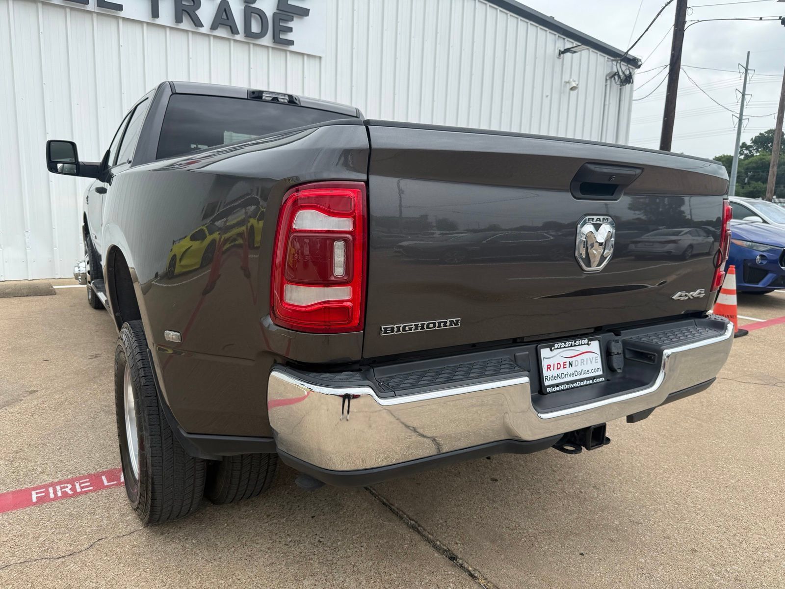 Used 2024 RAM 3500 Big Horn w/ Bed Utility Group AWD/4WD image 4