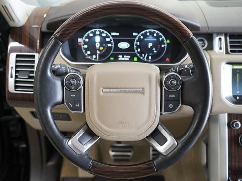 Used 2017 Land Rover Range Rover Supercharged image 12