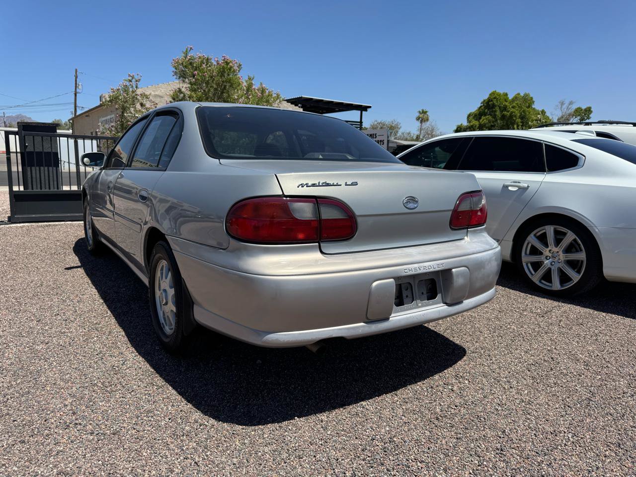 Used 1999 Chevrolet Malibu LS FWD image 4