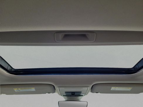 Used 2022 Honda Civic Touring image 29