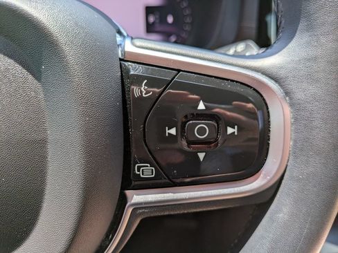 Certified 2024 Volvo XC60 B5 Ultimate w/ Protection Package Premier AWD/4WD image 27
