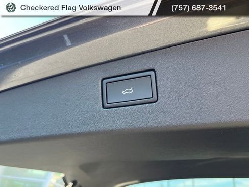 New 2026 Volkswagen Tiguan SE image 33