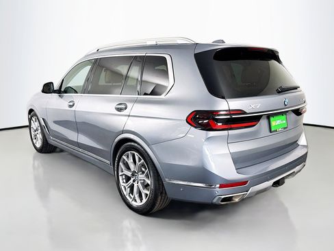 Used 2023 BMW X7 xDrive40i w/ Premium Package image 7