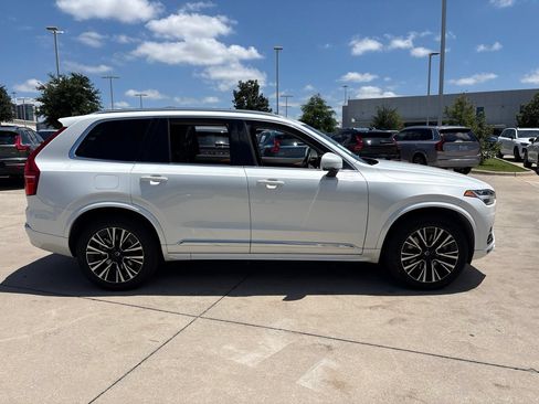 Used 2023 Volvo XC90 T8 Core AWD/4WD image 4