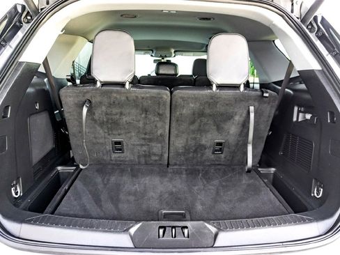 Used 2024 Ford Explorer Limited image 30