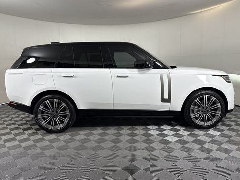 Used 2023 Land Rover Range Rover SE AWD/4WD image 8