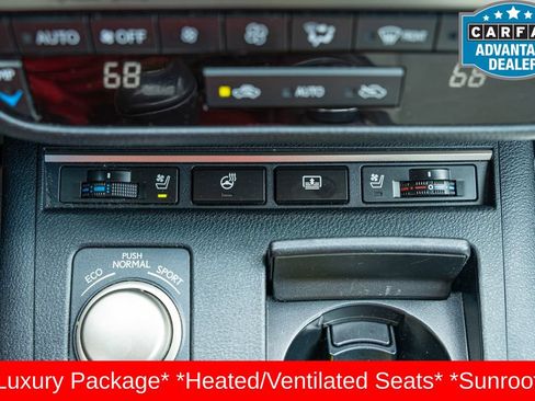 Used 2013 Lexus ES 350 w/ Luxury Pkg FWD image 28