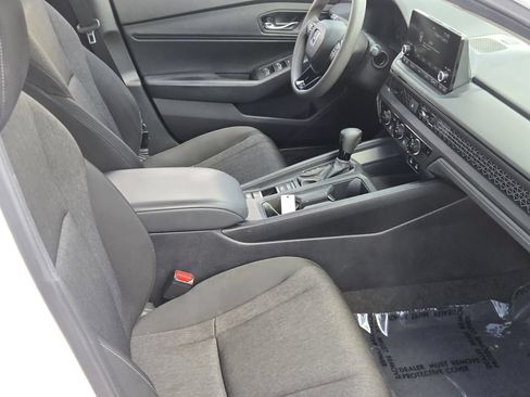 Used 2023 Honda Accord EX image 17