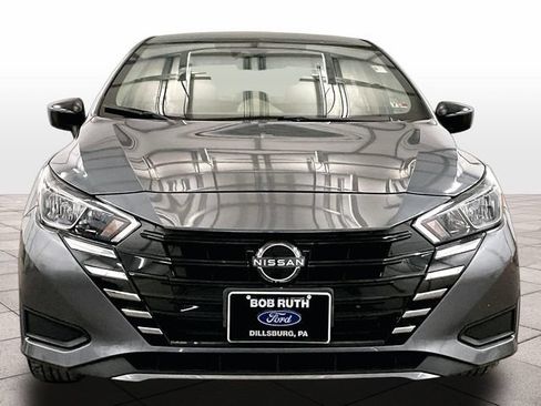 Used 2023 Nissan Versa S FWD image 3