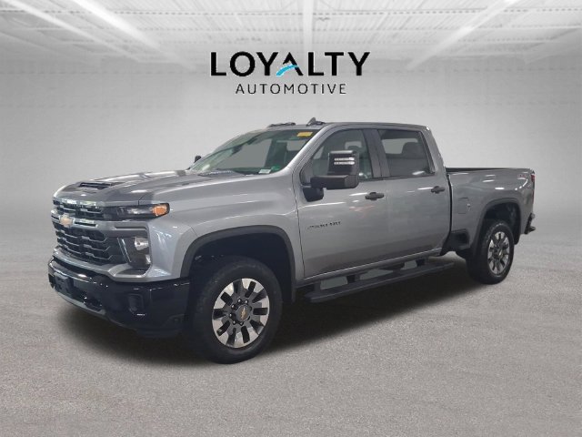 Used 2024 Chevrolet Silverado 2500 Custom w/ Custom Value Package AWD/4WD image 1