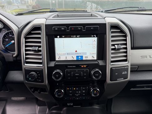 Used 2017 Ford F250 Lariat w/ Lariat Value Package image 21