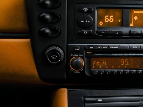 Used 2004 Porsche 911 GT3 image 60