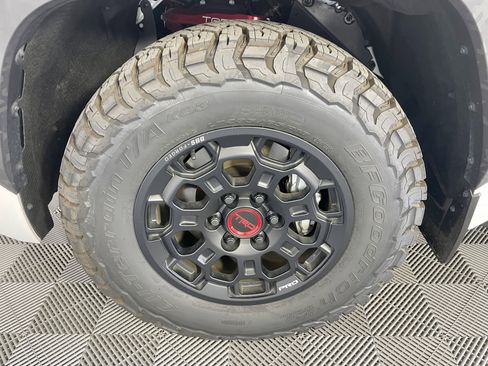 Used 2025 Toyota Sequoia TRD Pro AWD/4WD image 9
