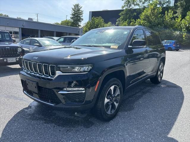 Certified 2023 Jeep Grand Cherokee 4WD 4xe w/ Luxury Tech Group II image 1