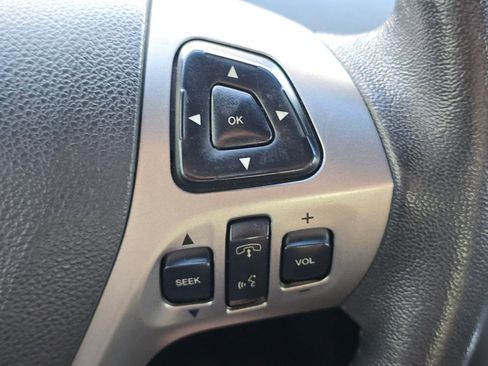 Used 2018 Ford Taurus SEL w/ Equipment Group 201A image 17