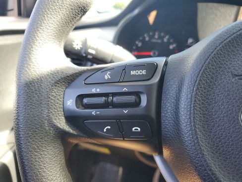 Used 2021 Kia Rio S FWD image 22