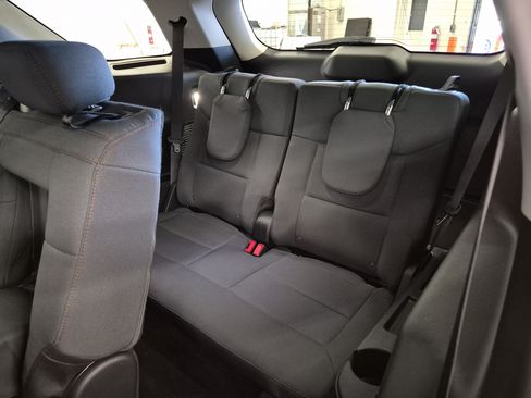 Certified 2025 Ford Explorer Active AWD/4WD image 17