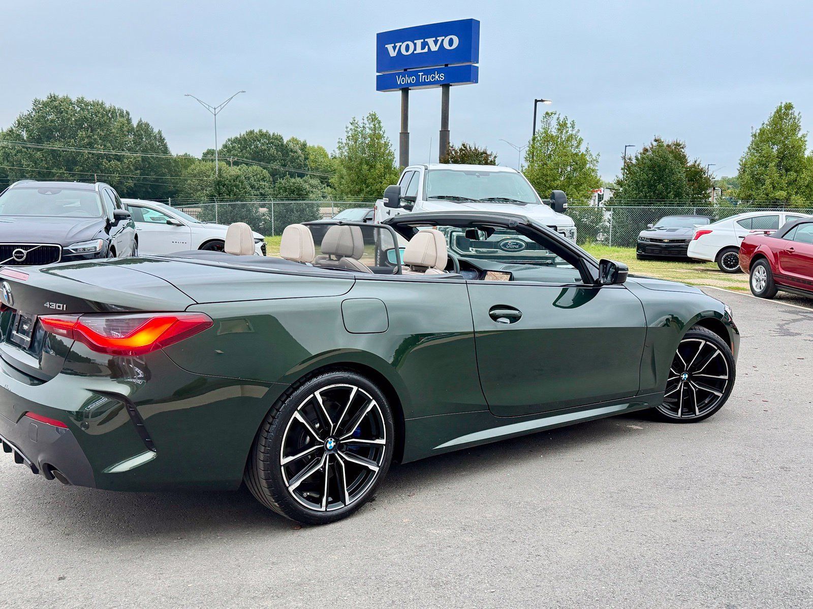 Used 2022 BMW 430i Convertible w/ M Sport Package RWD image 12