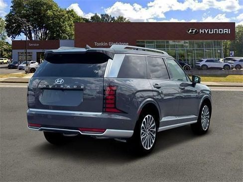 New 2026 Hyundai Palisade Calligraphy FWD image 7