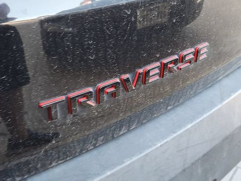 Used 2021 Chevrolet Traverse RS FWD image 10