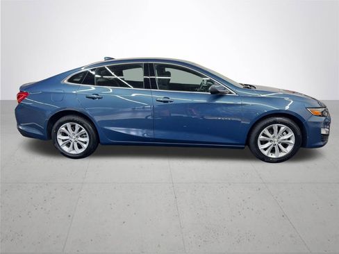 Used 2024 Chevrolet Malibu LT FWD image 8