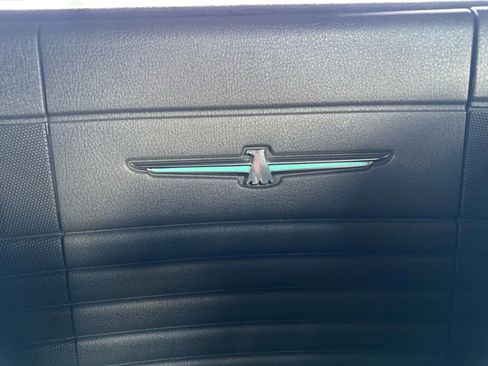 Used 2002 Ford Thunderbird image 18