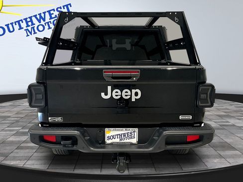 Used 2021 Jeep Gladiator Overland w/ Popular Equipment Package AWD/4WD image 6