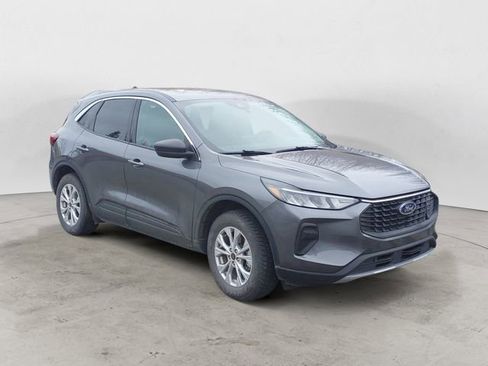 Used 2024 Ford Escape Active AWD/4WD image 7