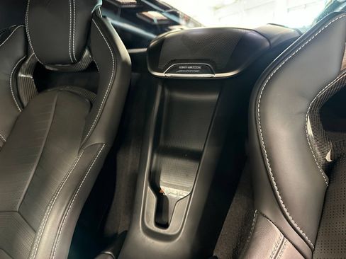 Used 2025 Chevrolet Corvette Z06 RWD image 32