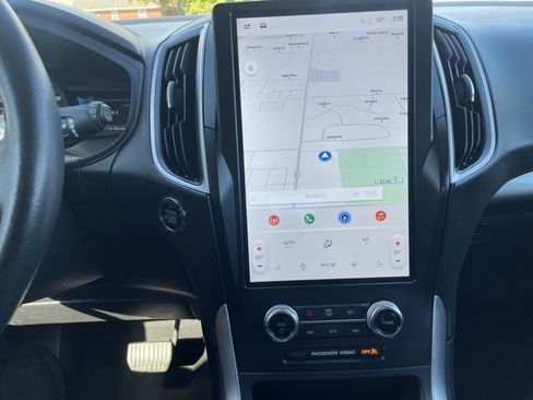 Used 2024 Ford Edge SEL image 23