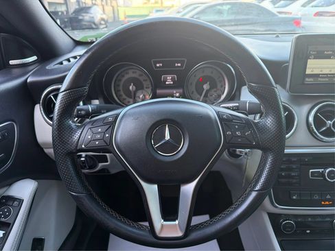 Used 2014 Mercedes-Benz CLA 250 image 17