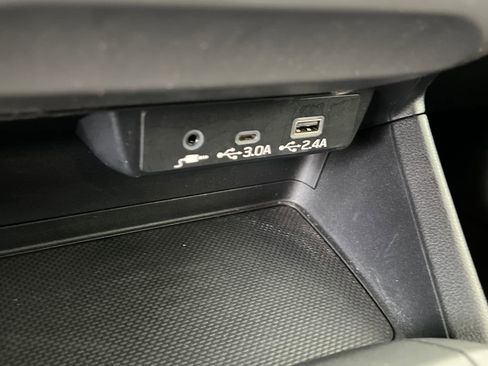 Certified 2025 Subaru Crosstrek 2.0i Premium AWD/4WD image 30