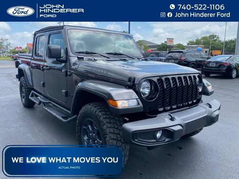 Used 2023 Jeep Gladiator Sport AWD/4WD image 1