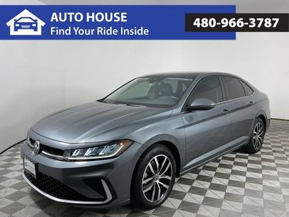 Used 2025 Volkswagen Jetta SE
