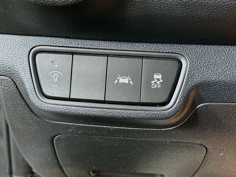 Used 2021 Kia Forte LXS FWD image 16