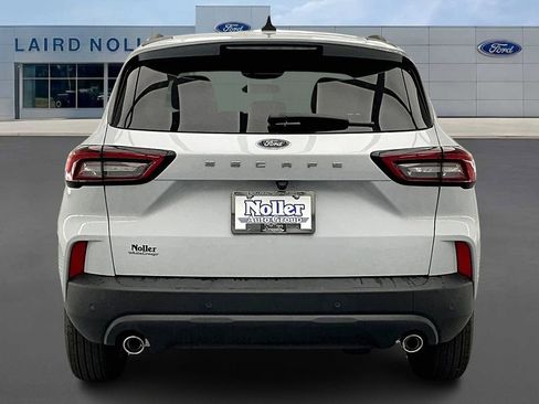 New 2025 Ford Escape ST-Line w/ Tech Pack #1 image 4