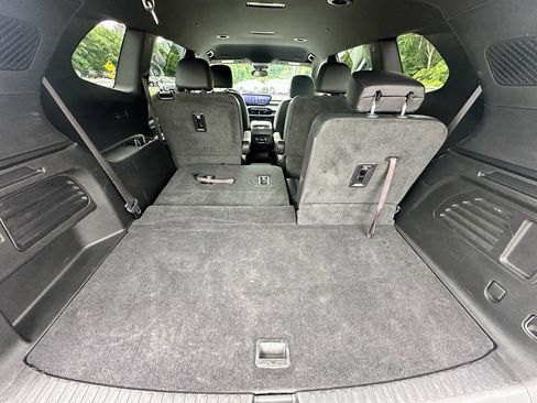 Used 2025 Buick Enclave Preferred FWD image 26